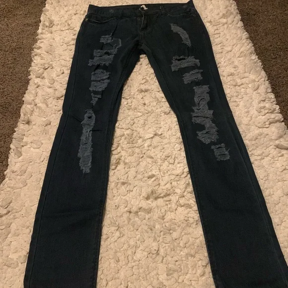 Forever 21 2.1 Women’s Denim Dark Blue Distressed Destroyed Skinny Jeans 28x32 - Picture 3 of 15